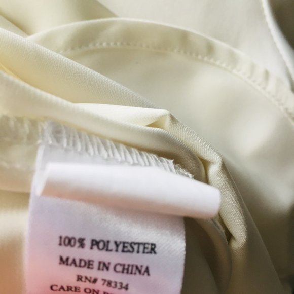 GRMNT Cream Silk Short Sleeve Blouse Top Size Medium - Picture 5 of 5